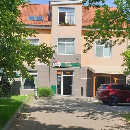 Konukevi Arcadia Nové Zámky